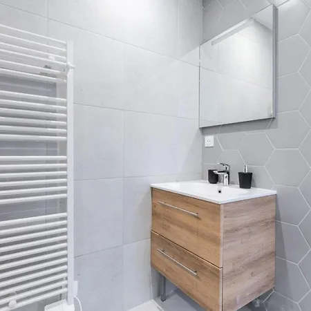 Saint-michel Fully-equipped דירה